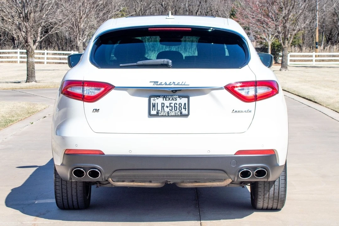 2018 Maserati Levante - Image 15 of 31