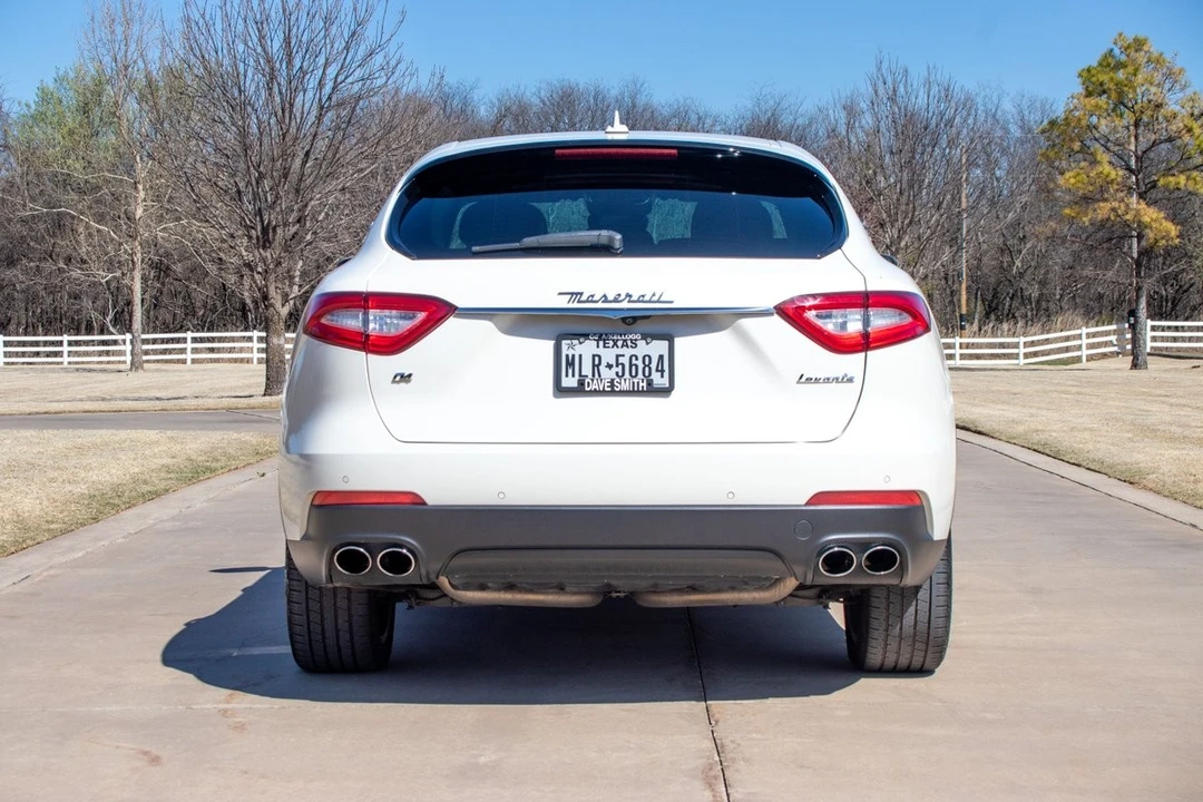 2018 Maserati Levante - Image 29 of 31