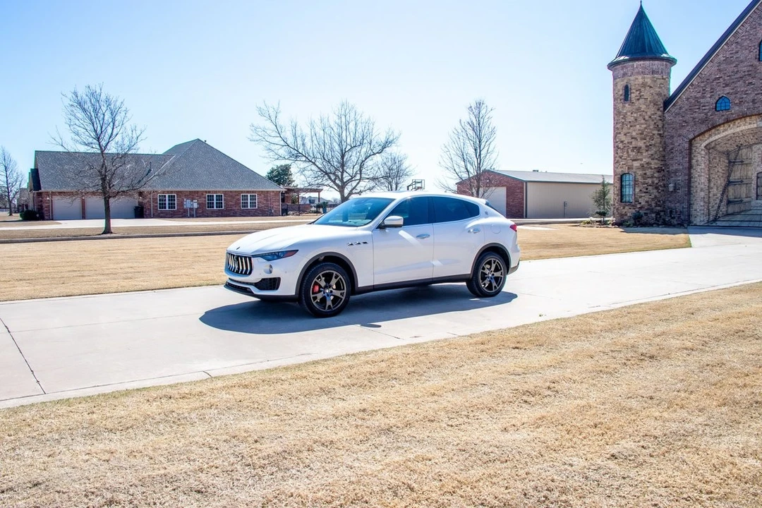2018 Maserati Levante - Image 12 of 21