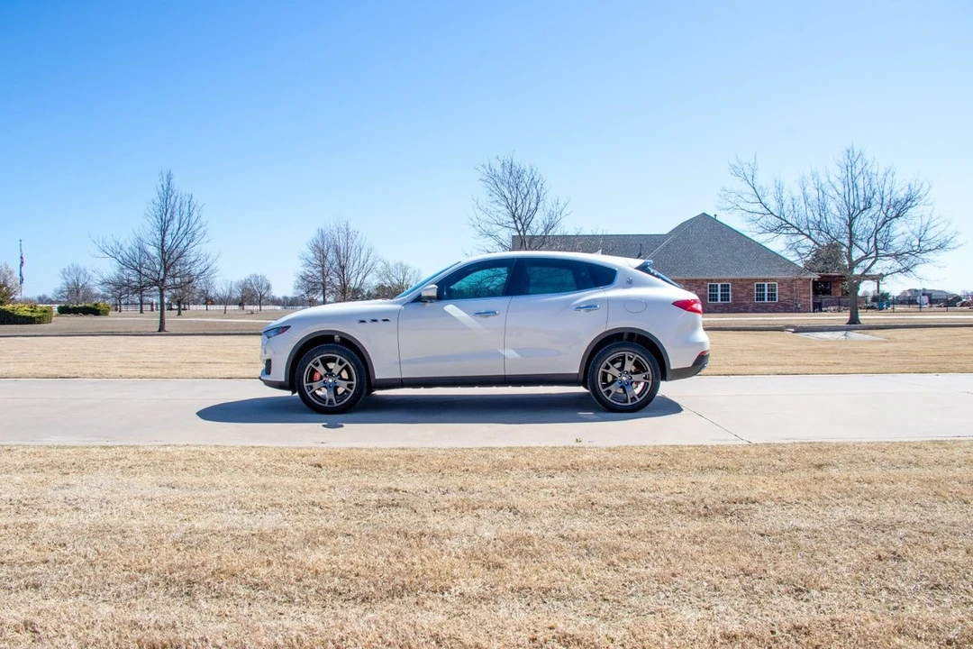 2018 Maserati Levante - Image 26 of 31