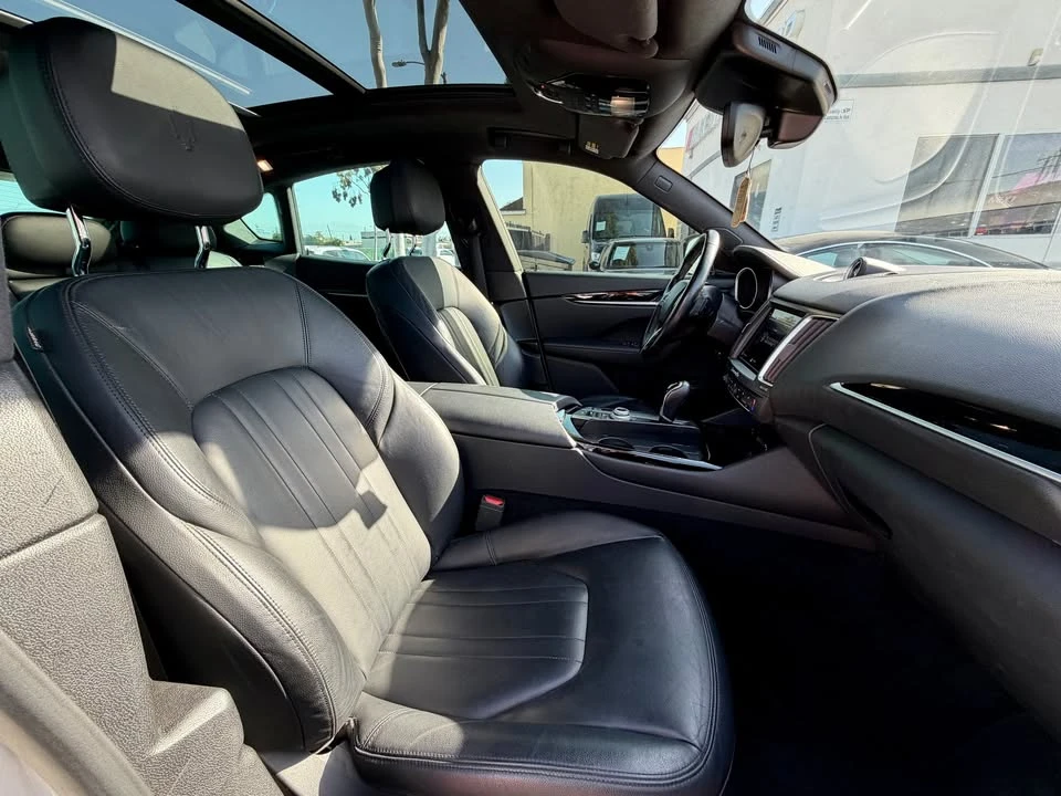 2018 Maserati Levante - Image 8 of 17