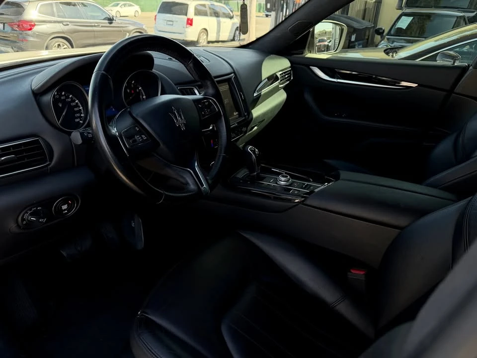 2018 Maserati Levante - Image 12 of 17