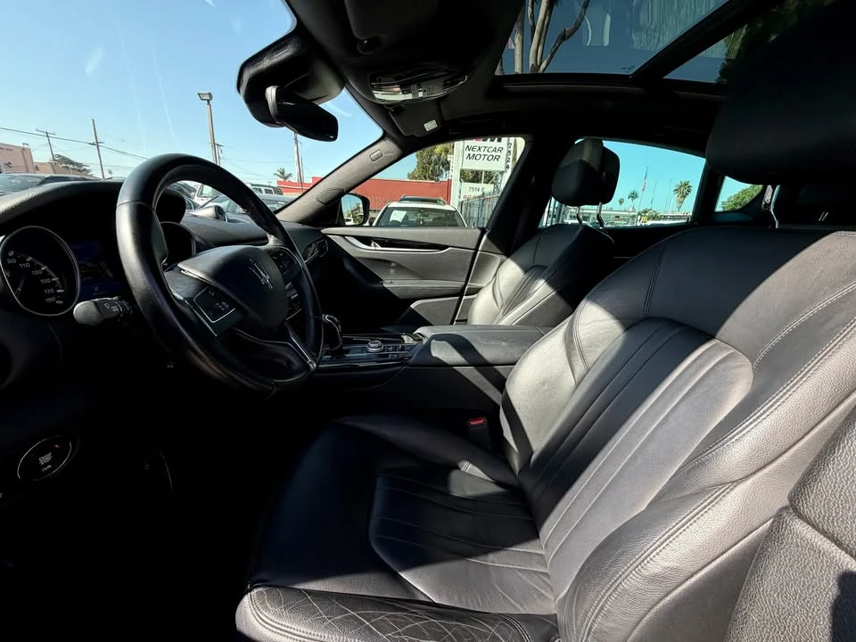 2018 Maserati Levante - Image 6 of 17