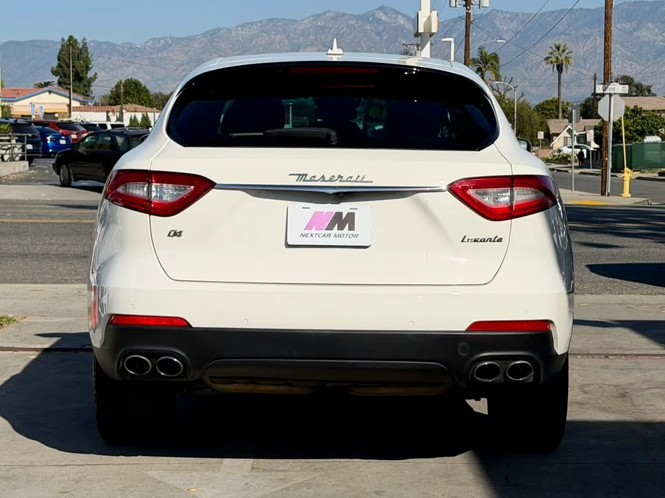 2018 Maserati Levante - Image 5 of 17