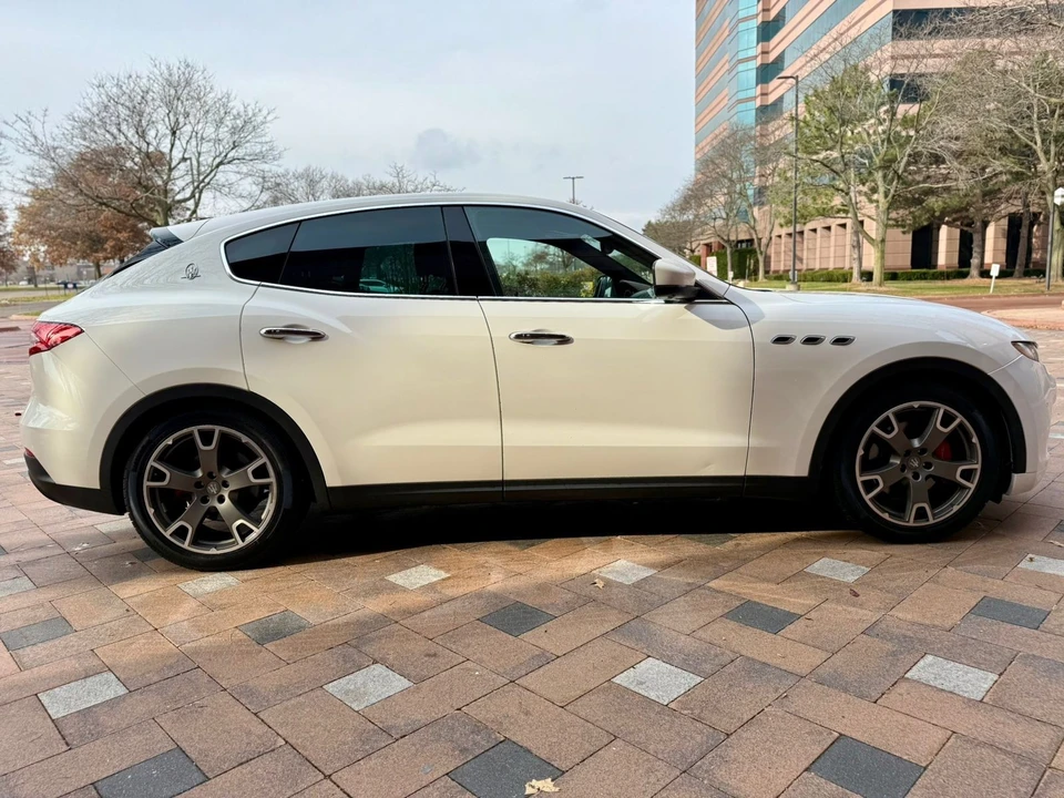 2018 Maserati Levante - Image 7 of 21