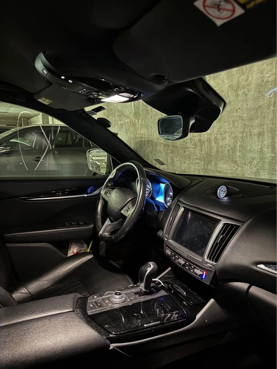 2018 Maserati Levante - Image 4 of 7