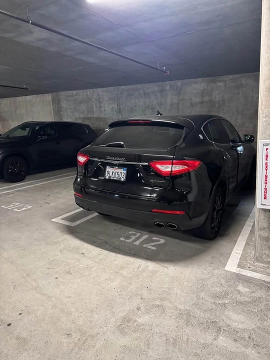 2018 Maserati Levante - Image 2 of 7