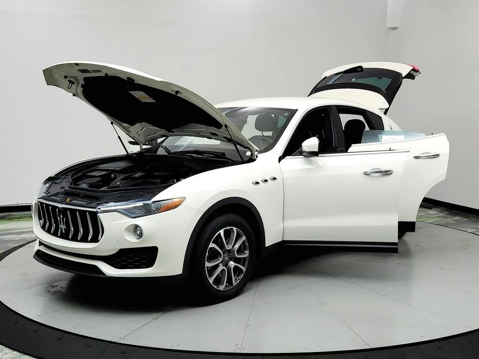 2018 Maserati Levante - Image 9 of 12