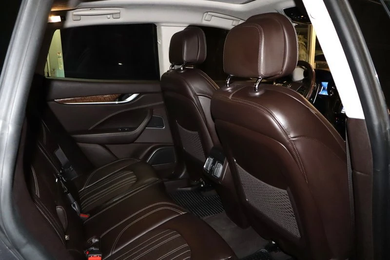 2018 Maserati Levante - Image 9 of 12