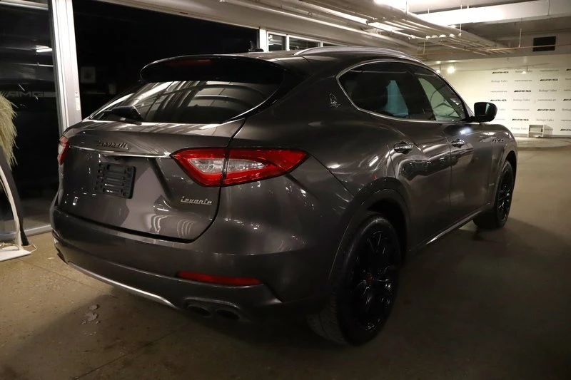 2018 Maserati Levante - Image 6 of 12