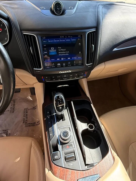 2018 Maserati Levante - Image 13 of 20