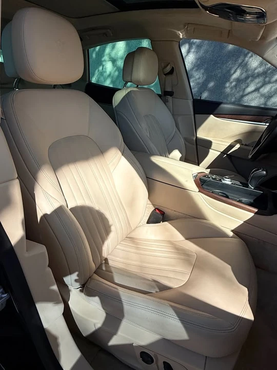 2018 Maserati Levante - Image 15 of 20