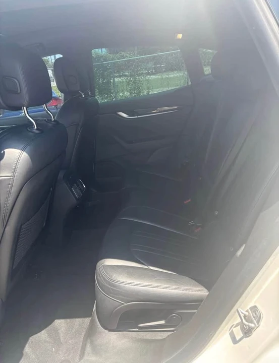 2018 Maserati Levante - Image 6 of 10