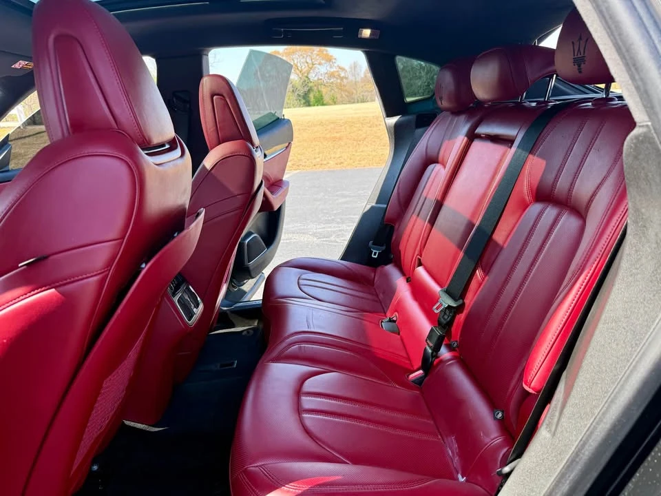 2018 Maserati Levante - Image 12 of 18