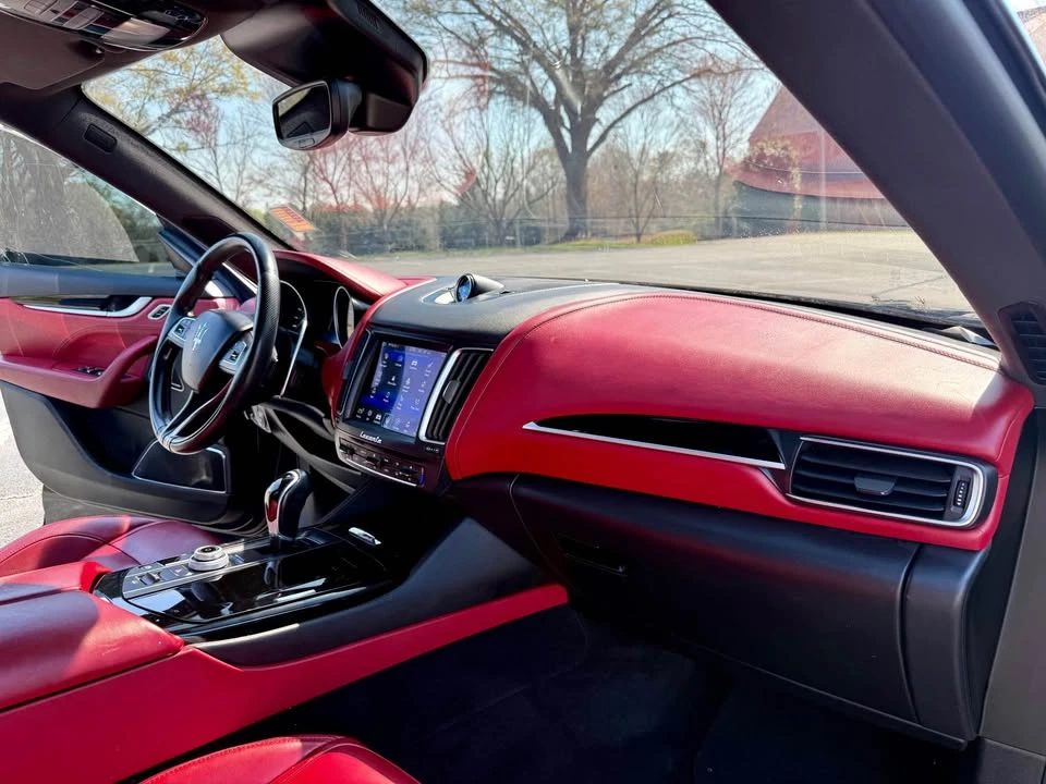 2018 Maserati Levante - Image 15 of 18