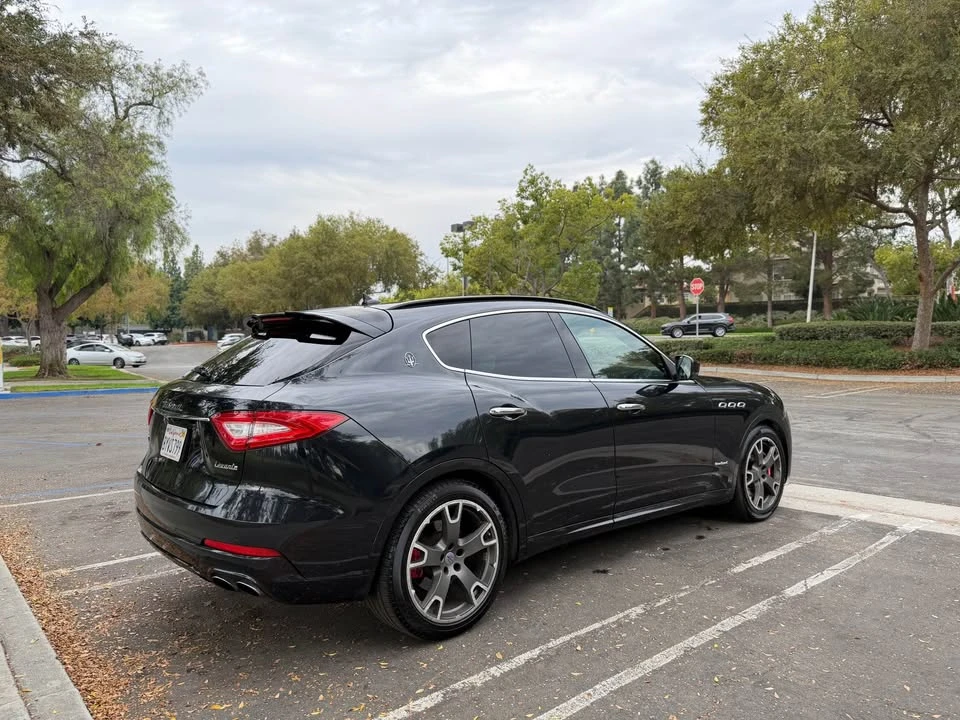 2018 Maserati Levante - Image 11 of 18