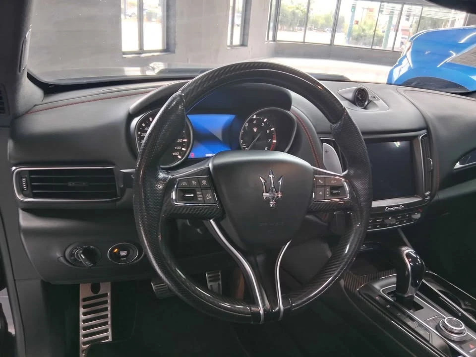 2018 Maserati Levante - Image 4 of 9