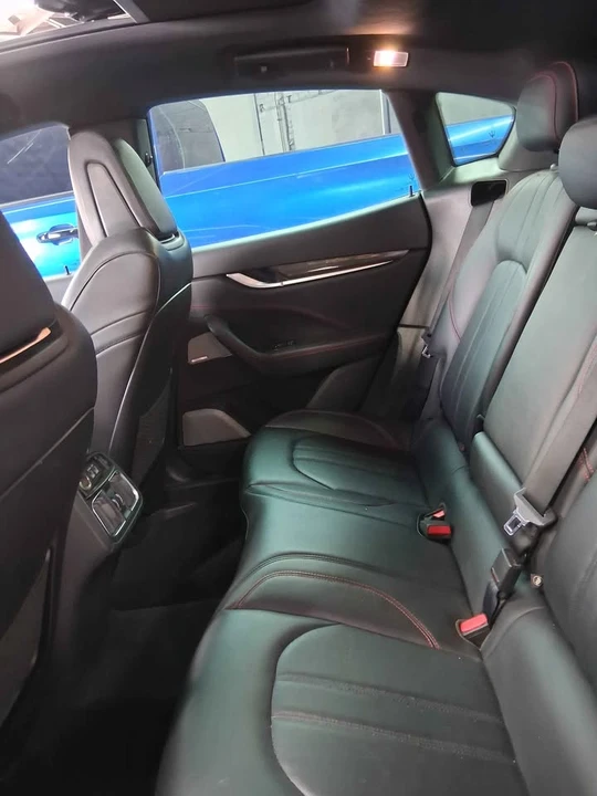 2018 Maserati Levante - Image 7 of 9