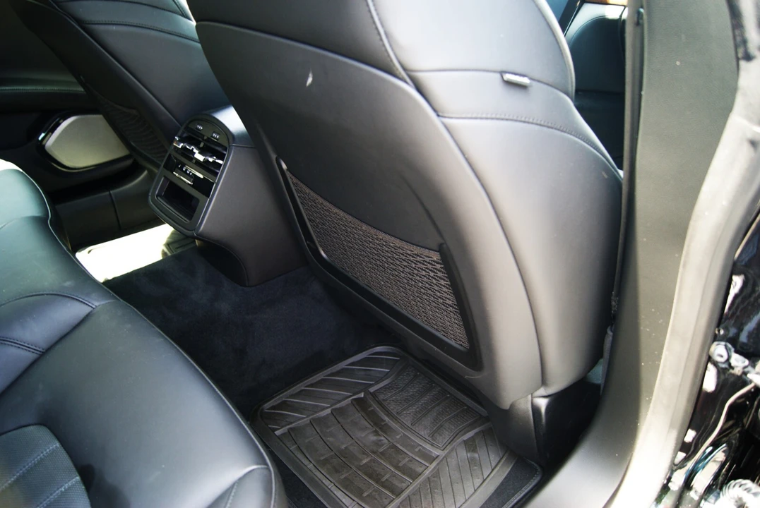 2018 Maserati Quattroporte 6th Gen - Image 24 of 31
