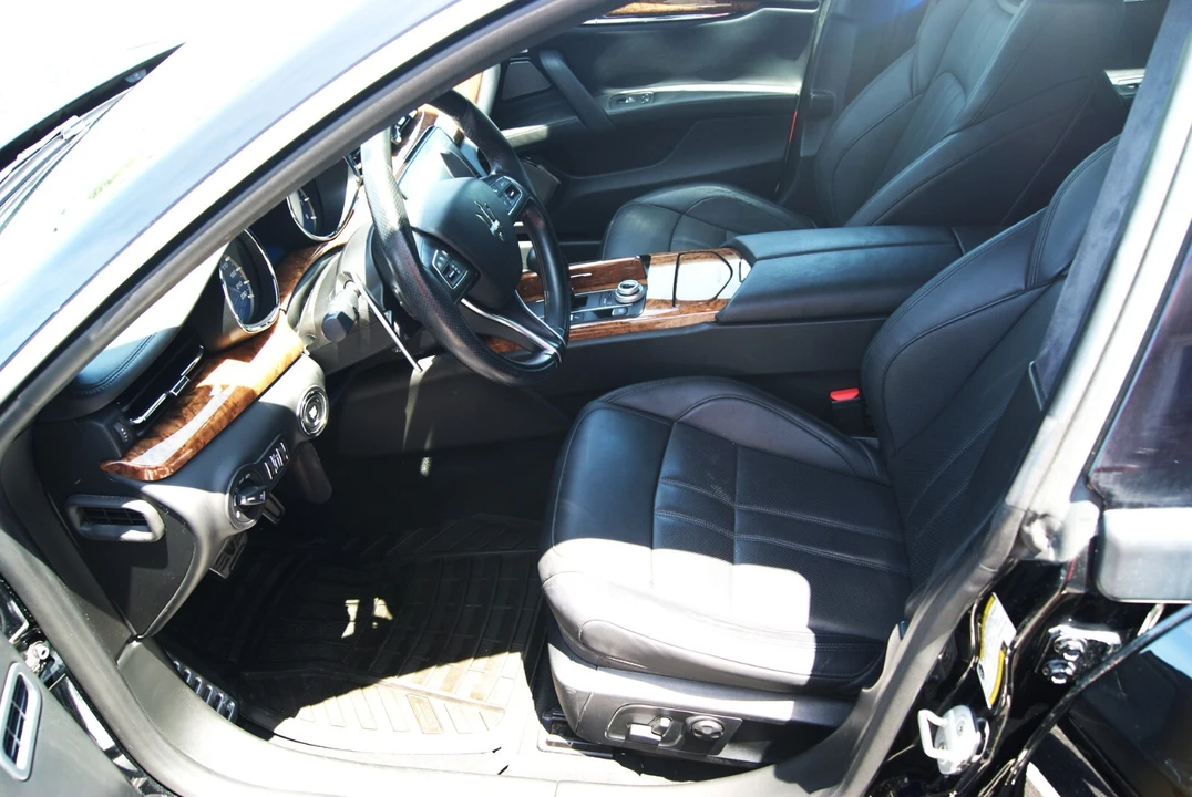 2018 Maserati Quattroporte 6th Gen - Image 16 of 31