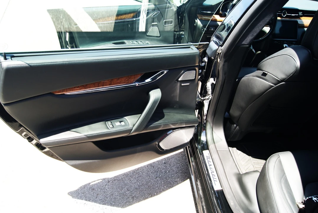 2018 Maserati Quattroporte 6th Gen - Image 18 of 31