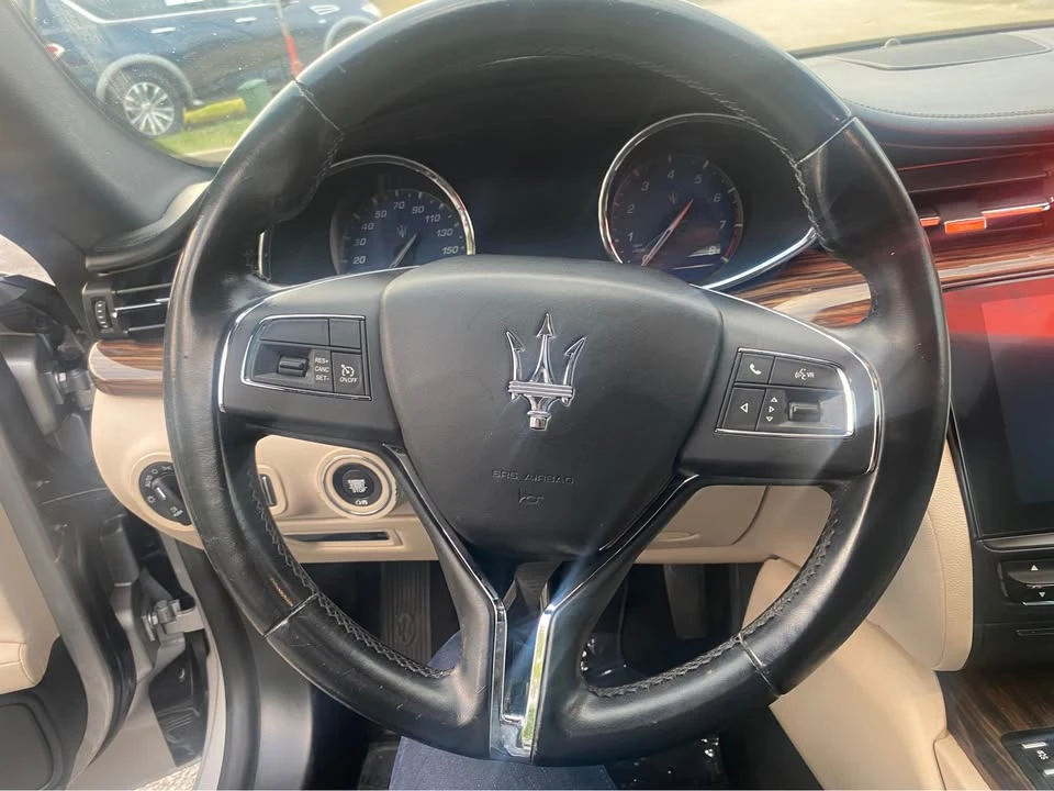 2018 Maserati Quattroporte 6th Gen - Image 19 of 21