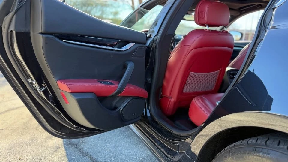 2018 Maserati Ghibli 3rd Gen - Image 18 of 20