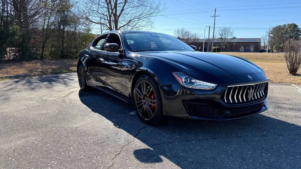 2018 Maserati Ghibli 3rd Gen - Image 2 of 20