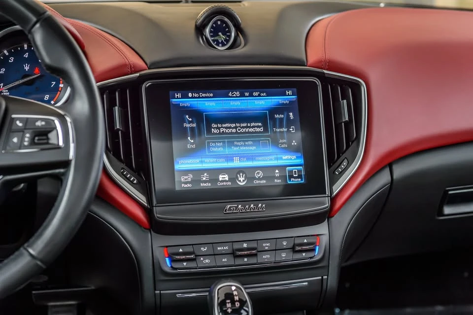2018 Maserati Ghibli 3rd Gen - Image 9 of 19