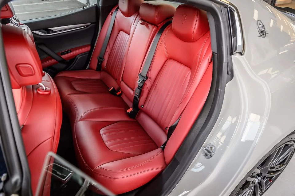 2018 Maserati Ghibli 3rd Gen - Image 14 of 19