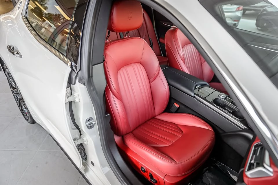 2018 Maserati Ghibli 3rd Gen - Image 16 of 20