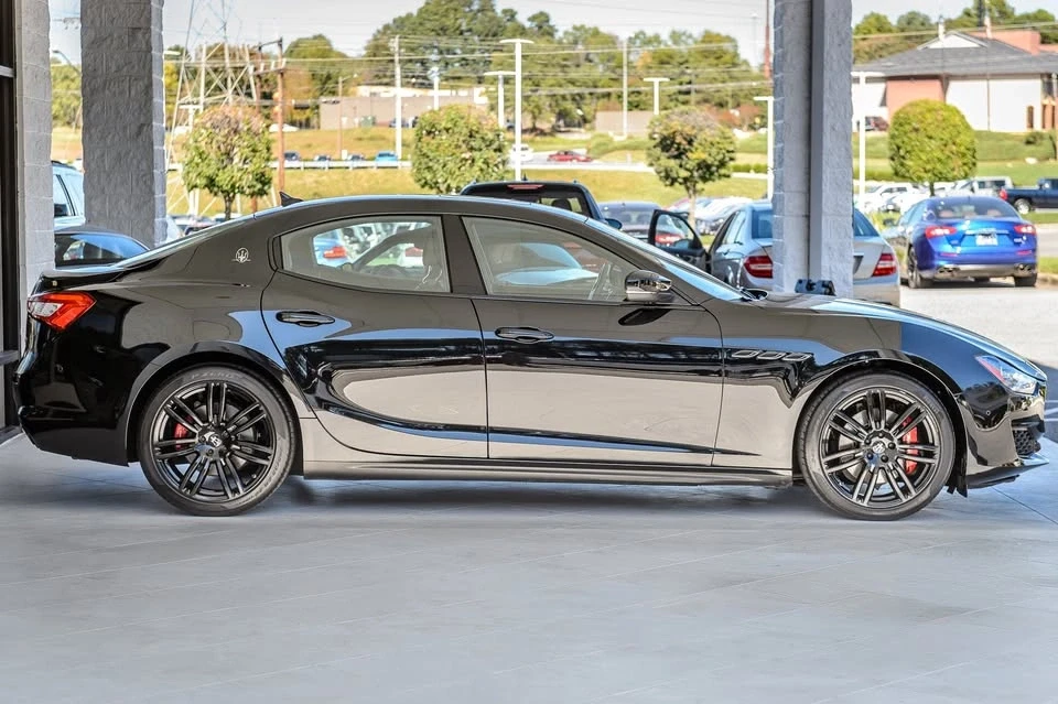 2018 Maserati Ghibli 3rd Gen - Image 17 of 19