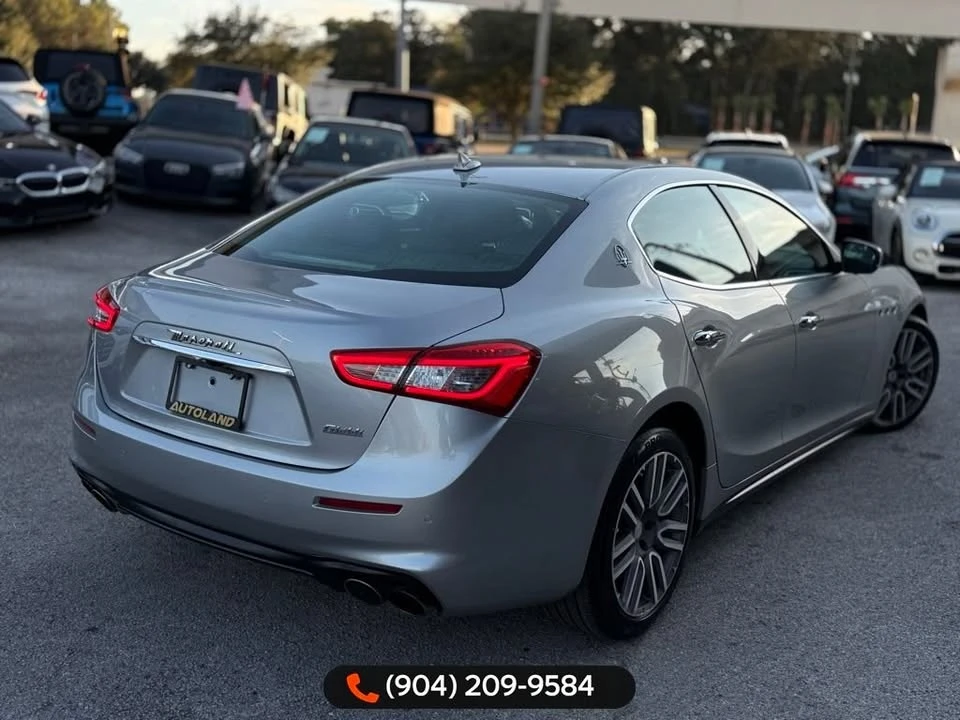 2018 Maserati Ghibli 3rd Gen - Image 5 of 16