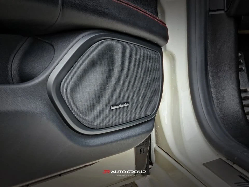 2018 Maserati Ghibli 3rd Gen - Image 11 of 16