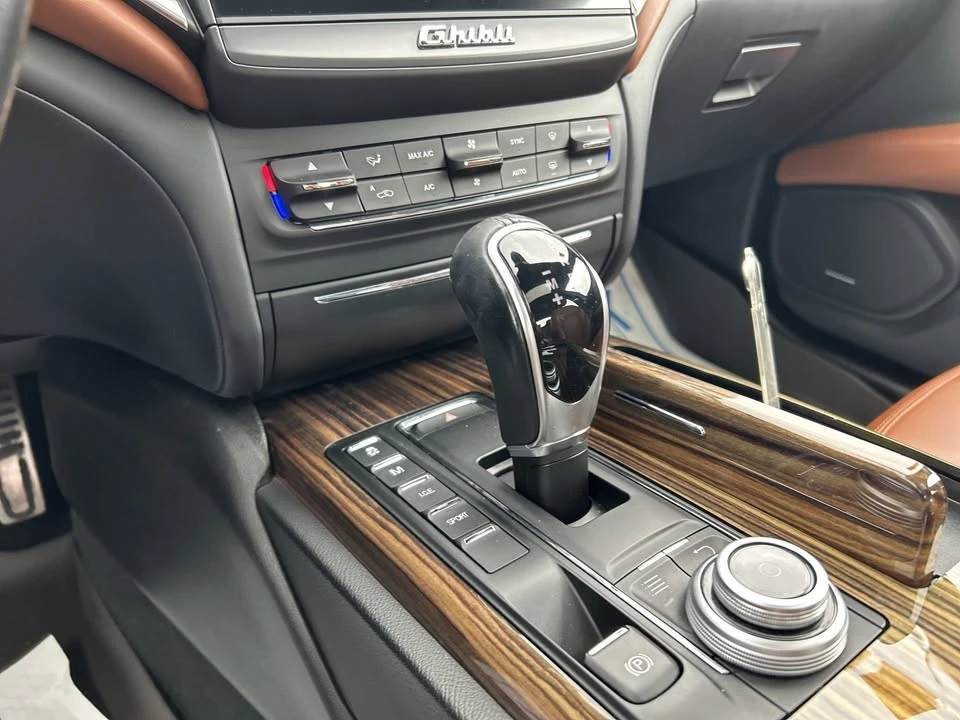 2018 Maserati Ghibli 3rd Gen - Image 13 of 20