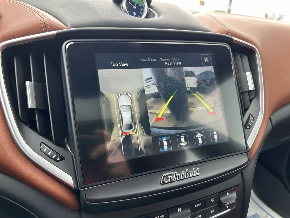 2018 Maserati Ghibli 3rd Gen - Image 14 of 20