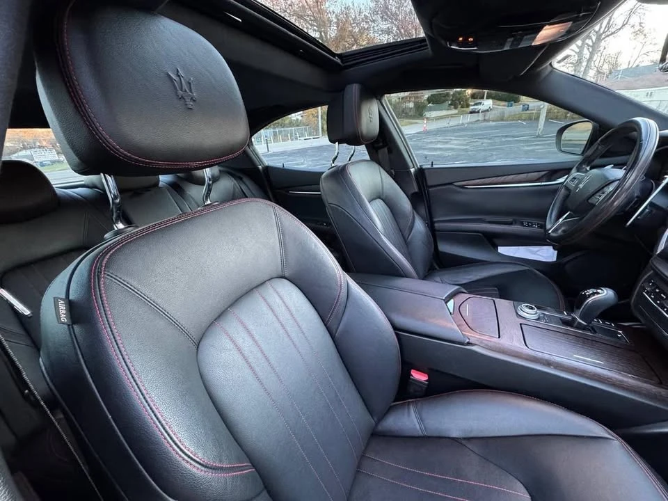 2018 Maserati Ghibli 3rd Gen - Image 11 of 19