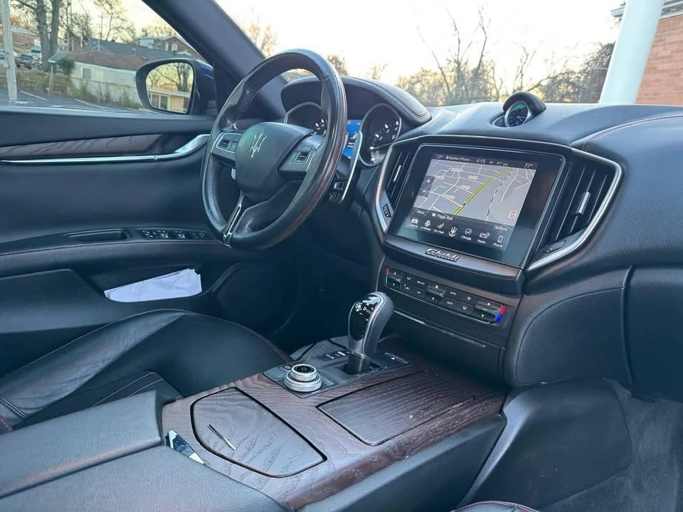 2018 Maserati Ghibli 3rd Gen - Image 11 of 20