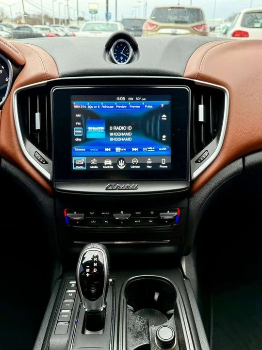 2018 Maserati Ghibli 3rd Gen - Image 13 of 19
