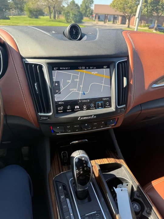 2018 Maserati Levante - Image 10 of 17
