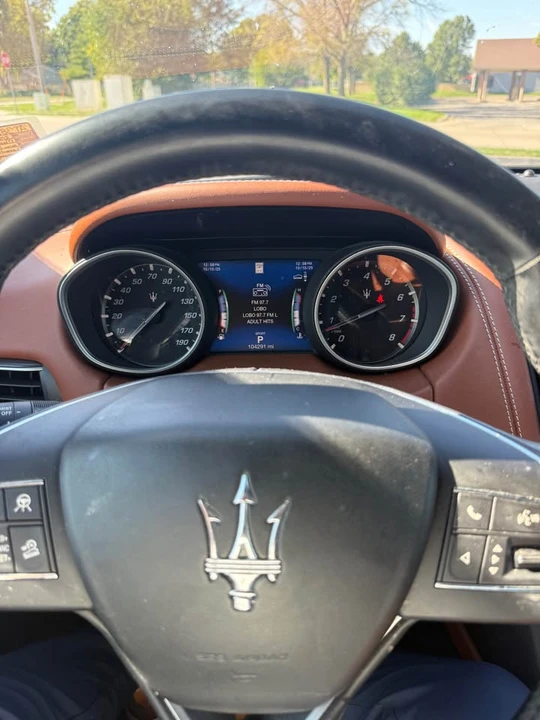 2018 Maserati Levante - Image 9 of 17