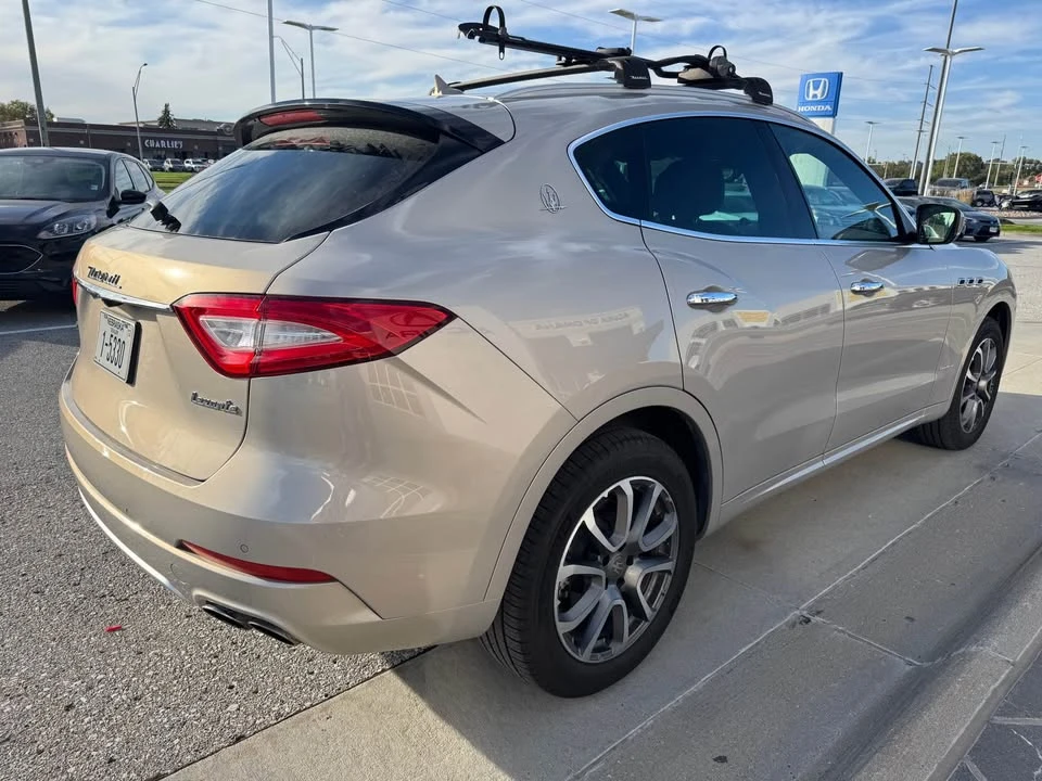 2018 Maserati Levante - Image 3 of 11
