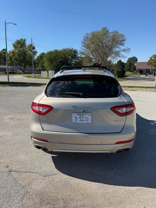 2018 Maserati Levante - Image 4 of 17