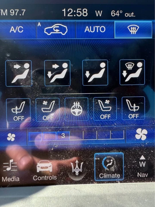 2018 Maserati Levante - Image 11 of 17