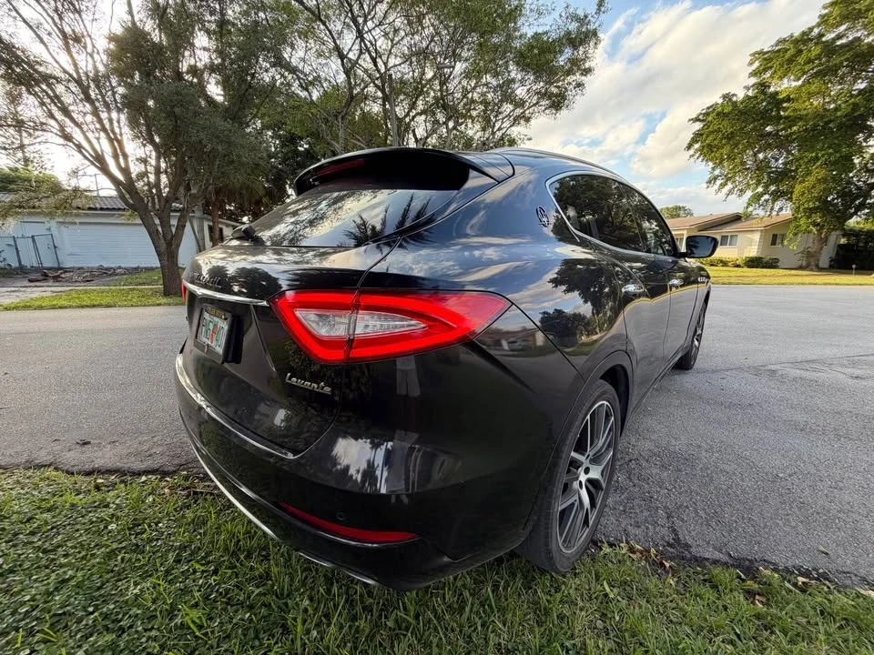 2018 Maserati Levante - Image 7 of 15