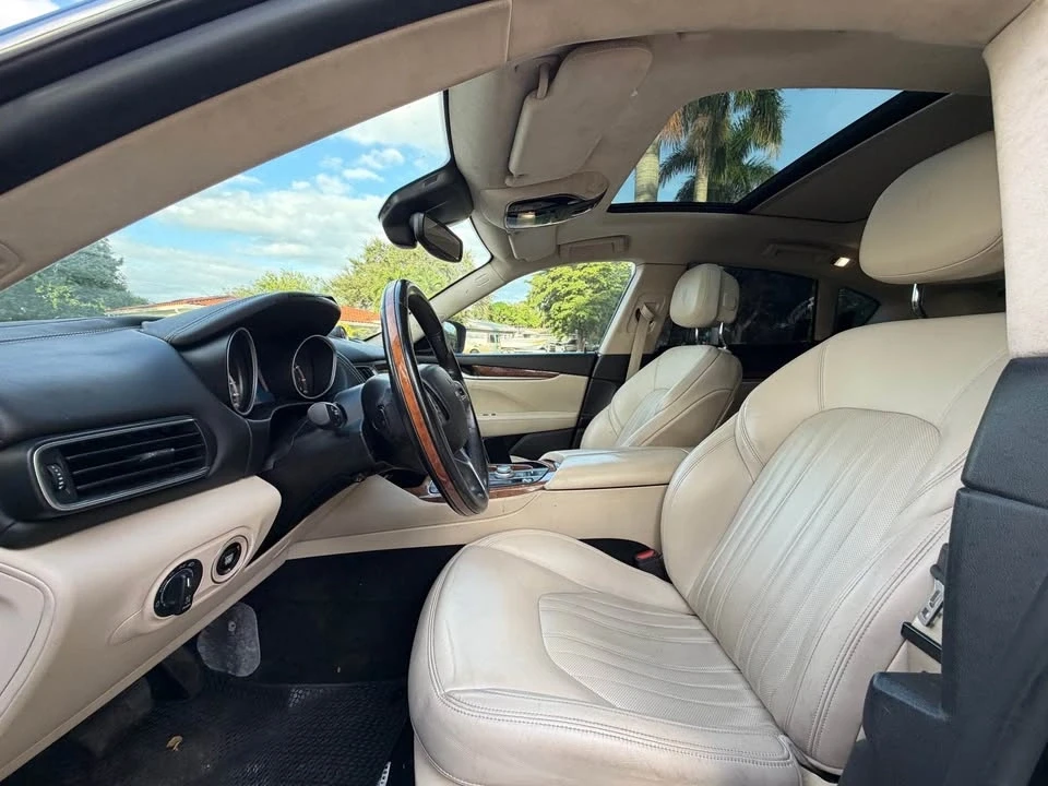 2018 Maserati Levante - Image 12 of 15