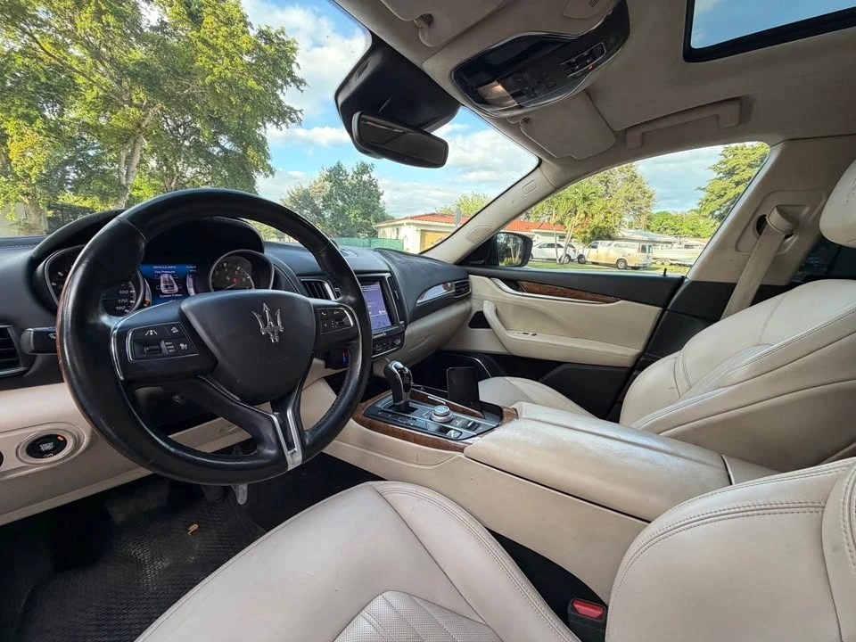 2018 Maserati Levante - Image 15 of 15
