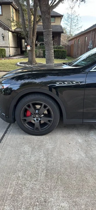 2018 Maserati Levante - Image 2 of 10