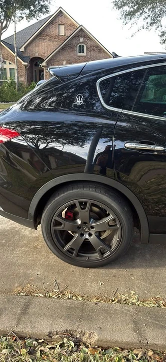 2018 Maserati Levante - Image 4 of 10