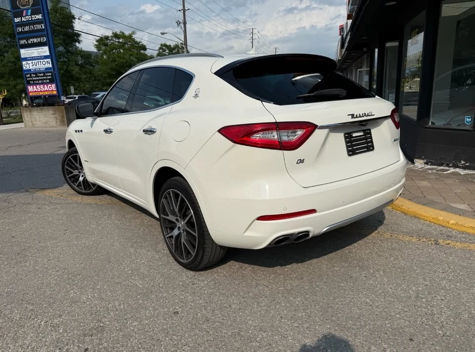 2018 Maserati Levante - Image 8 of 11